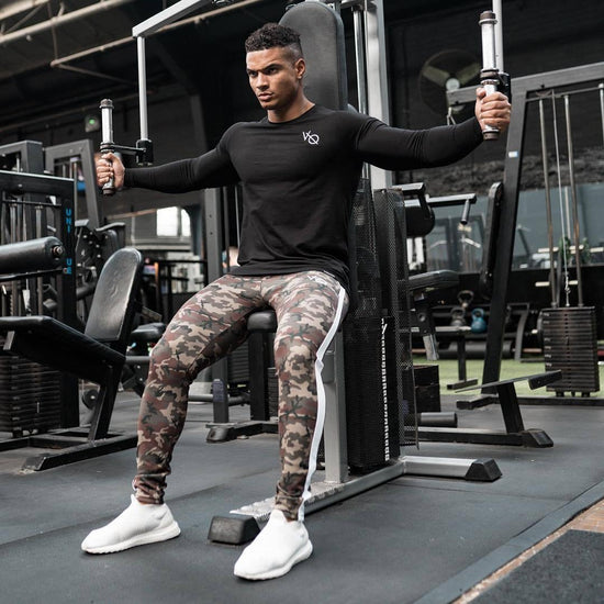 Men’s Camouflage Training Pants – Side-Stripe Gym & Running Wear