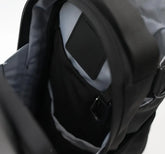 Magnetic gym water bottle bag